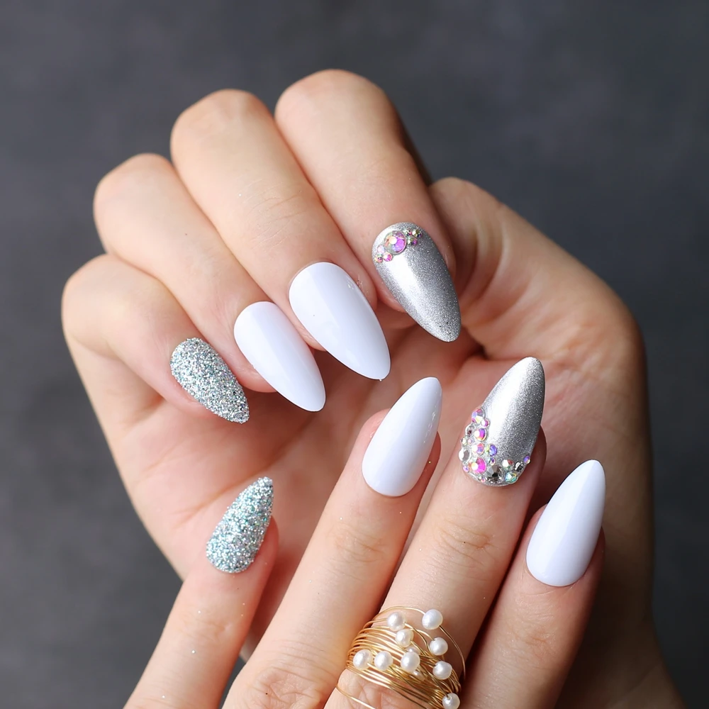

Green UV Stiletto Shiny Silver glitter crystal diamond false nails medium almond art White salon glossy fake nails