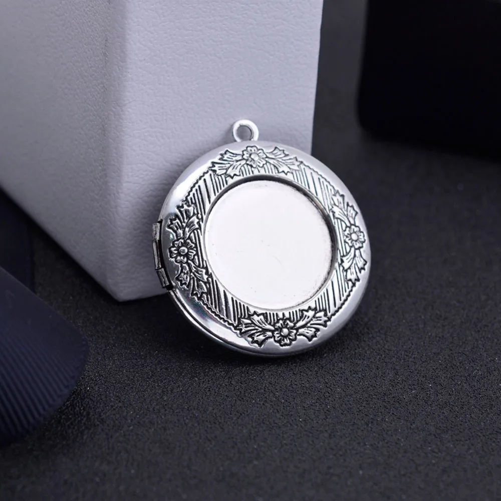 

10Pcs 32mm Antique Silver-Plate Round Brass Diffuser Necklace Locket For Blank Pendant Photo Frame Jewelry Making Glass Cabochon