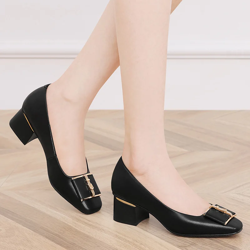 

Women's Shoes
