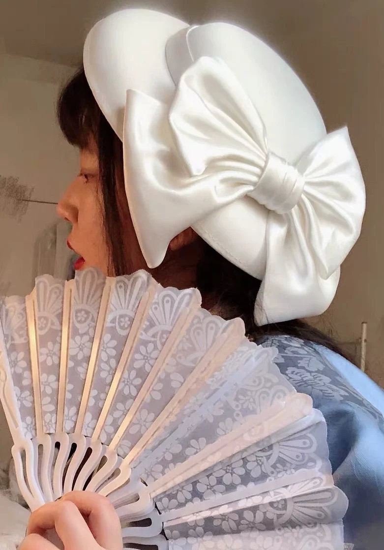 

Sweet Memory White Bridal Dress Top Hats French Retro British Lady Banquet Elegant Bow Tie Hat Headwear Wedding Accessories