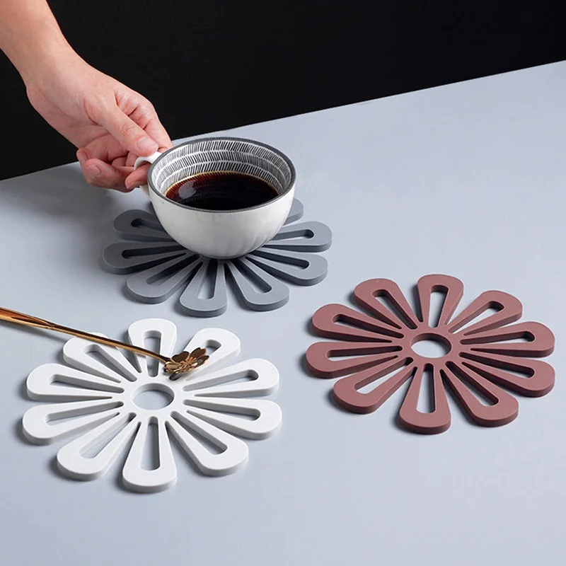 

Flower Shape Table Mat Coaster Waterproof Non-slip PVC Insulation Tea Cup Coaster Heat Resistant Bowls Mat Kitchen Accessories