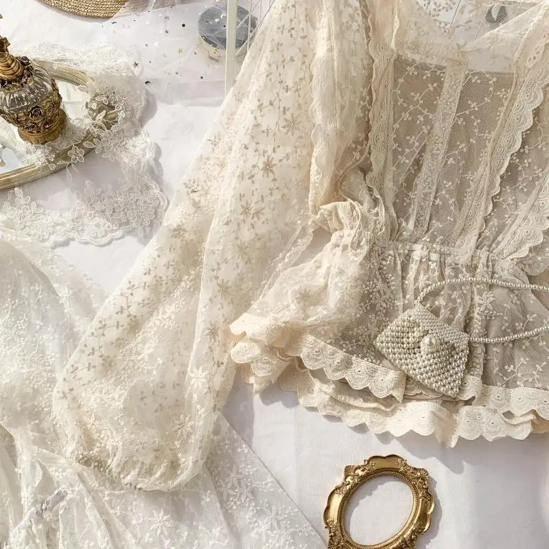 

Blusas Slim Waist Lace Up Retro Flower Shirt Elegant Ruffles Lace Blouse Autumn Spring Holiday V Neck Puff Sleeve