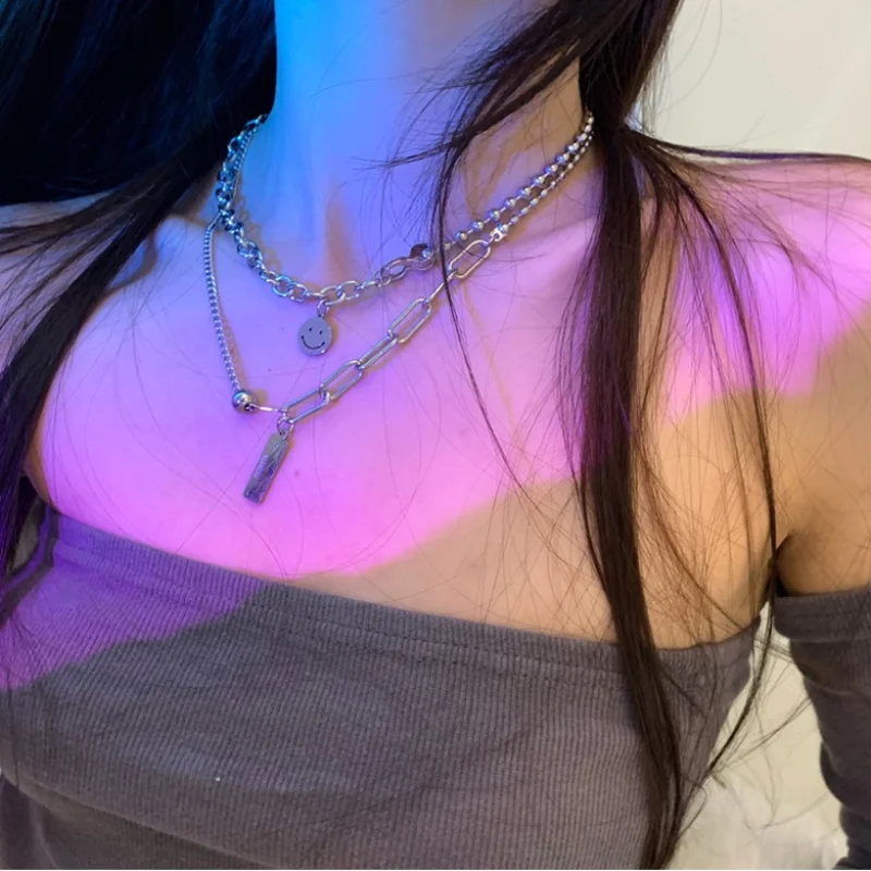 

Fashion Jewelry Smile Geometric Pendant Necklace 2021 New Design Silvery Plating Titanium Steel Necklace For Women Party Gifts