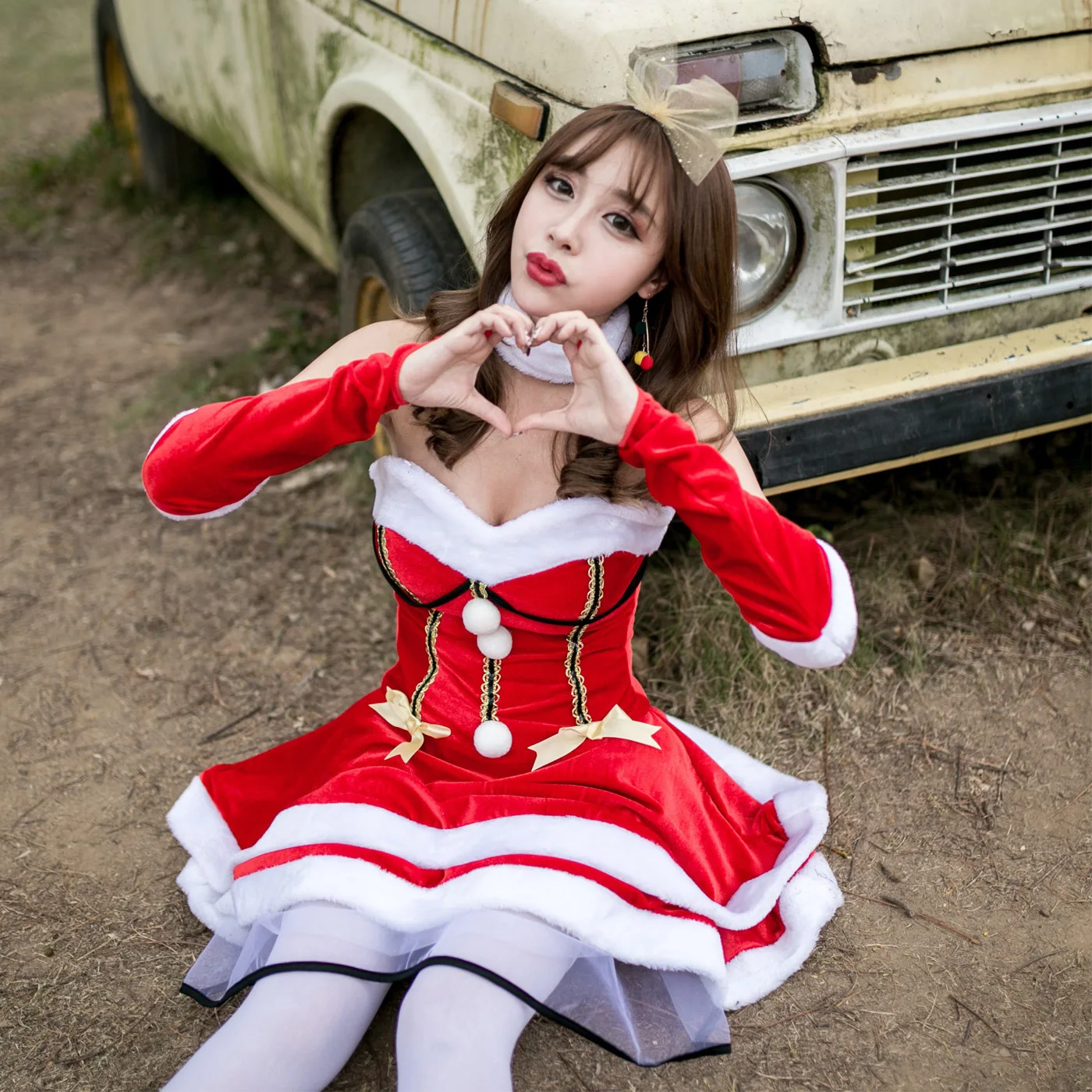 

Costumes & Accessories