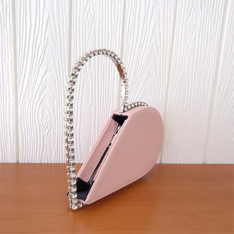 

GW newly designed heart-shaped mini heart-shaped slanted ladies banquet bag can be used for weddings and other occasions