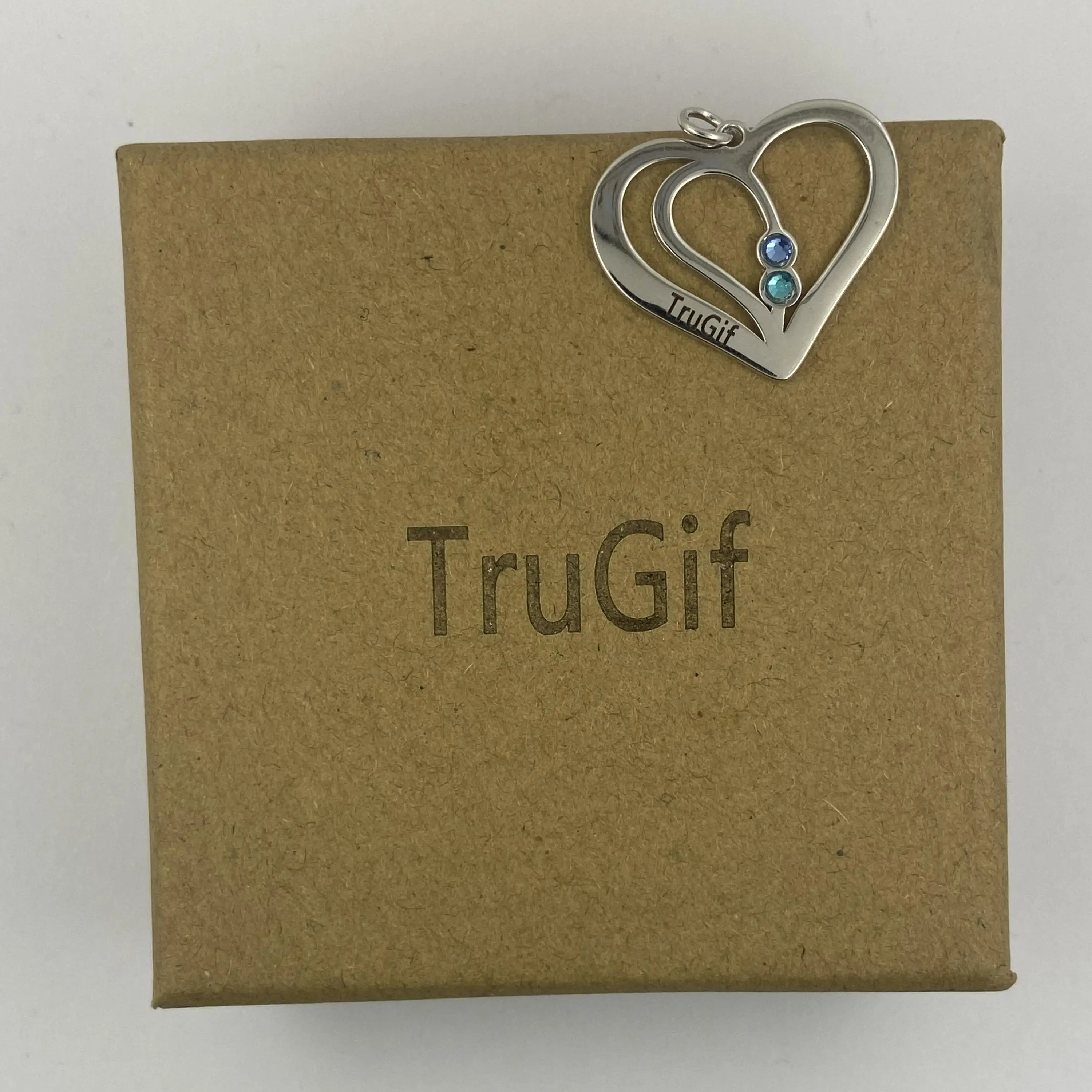 

TruGif Personalized Engraved Name Heart Necklace Customized Jewelry Gift for Mother