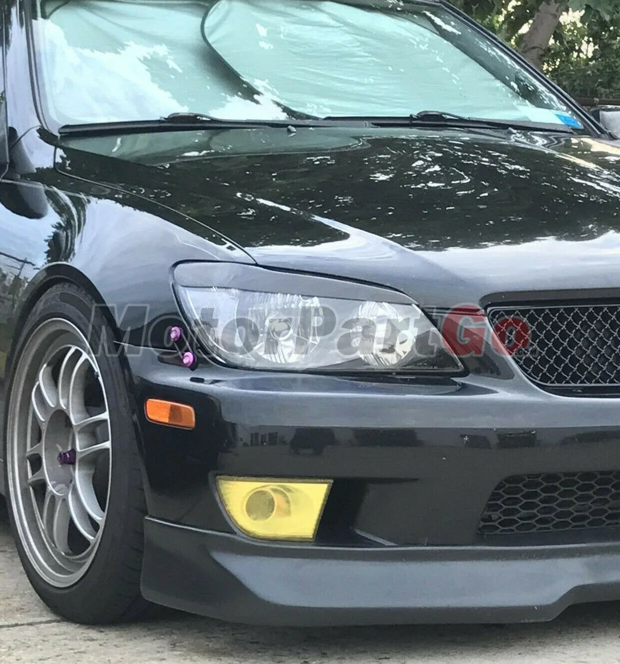 

Real Crabon Fiber Head light Eyelid Eyebrow Cover Trim 1pair for Lexus IS IS200 IS300 Altezza XE10 1998-2005 T118