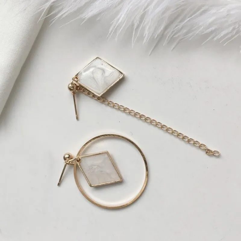 

Irregular Geometric Dripping Oil Circle Hollow Tassel Earrings for Women