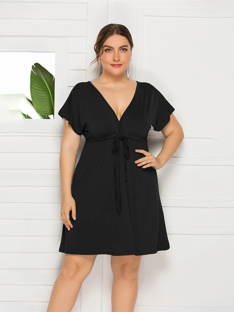 

Женское однотонное платье-футляр с V-образным вырезом и коротким рукавом