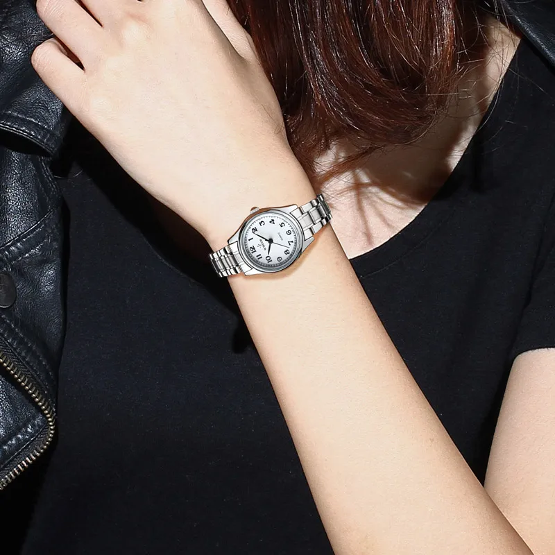 WWOOR Couple Watch Pair Men And Women Top Brand Luxury Silver Quartz Clock Male Female Gift Watch Lover Souvenir Reloj Hombre