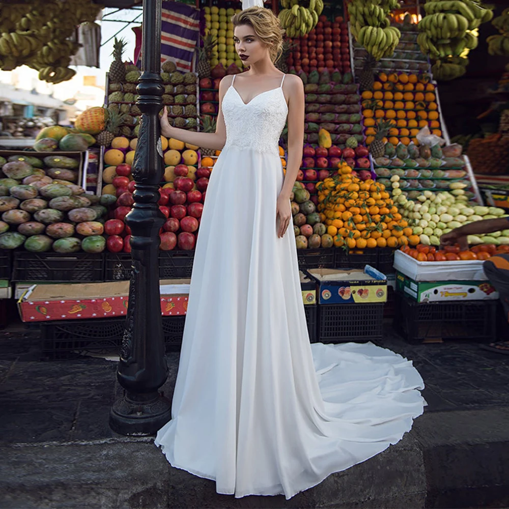 

A-Line Spaghetti Straps Wedding Dress Chiffon V-Neck Lace Up Back Appliques Sweep Train Bridal Gowns 2021 Vestidos De Noivas