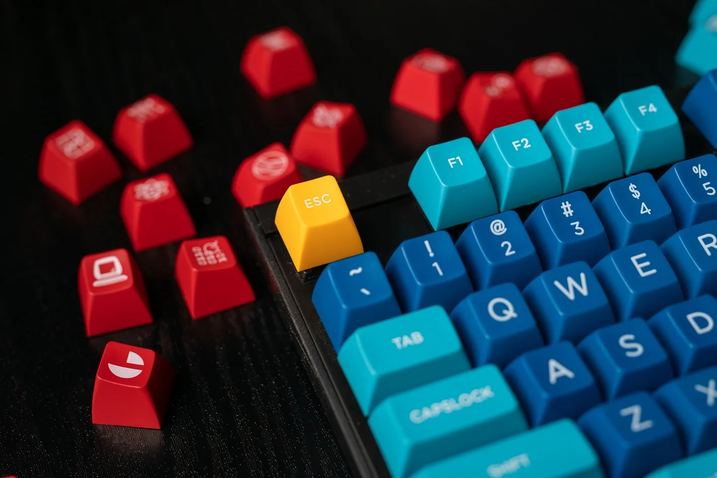 Подвеска под ключи DND SA из АБС-пластика металлическая бежевая голубая gh60 xd64 xd84 xd96