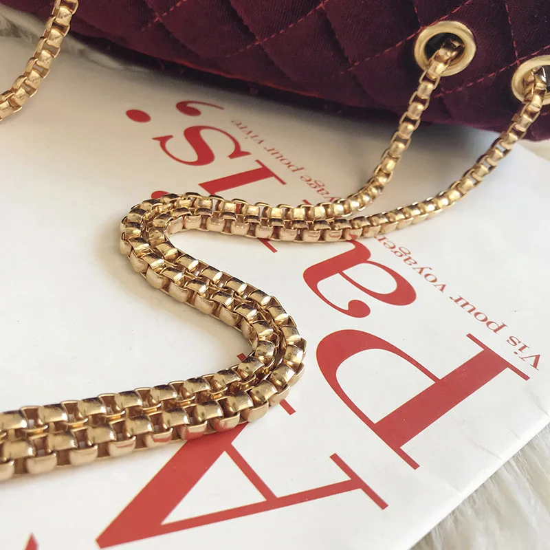

2020 high quality brand single shoulder bag lady handbag designer handbag velvet chain fashion lady inclined shoulder bag