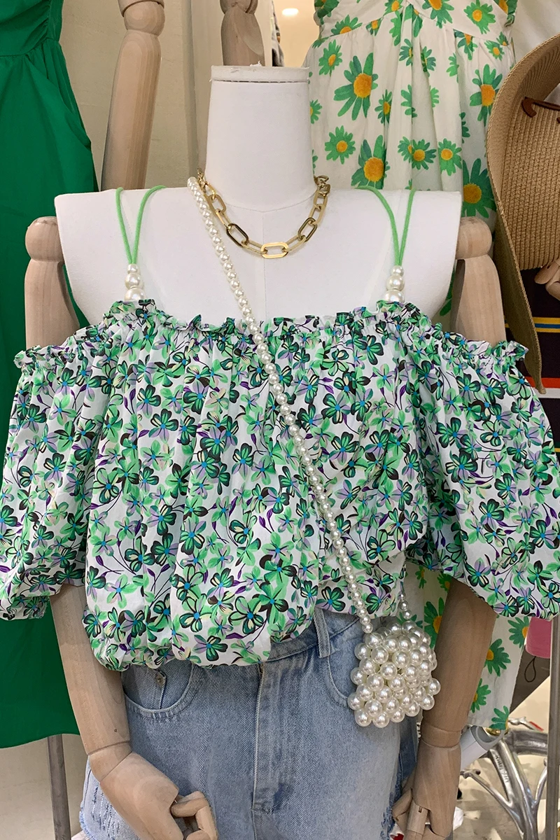 

2021 Summer Women Slash Neck Half Puff Sleeve Pearl Strap Short Shirt Kawaii Girl Off-shoulder Puffy Floral Top