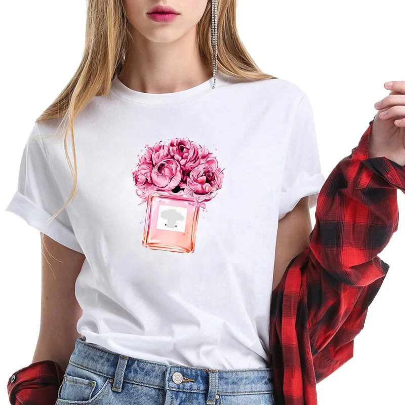 Женская одежда футболка с цветочным принтом флакона духов графическим женская