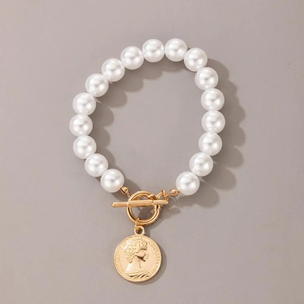 

Portrait Relief Design Pendant Faux Pearl Bracelet Jewelry For Women Wedding Party Summer Fine Jewelry Gift