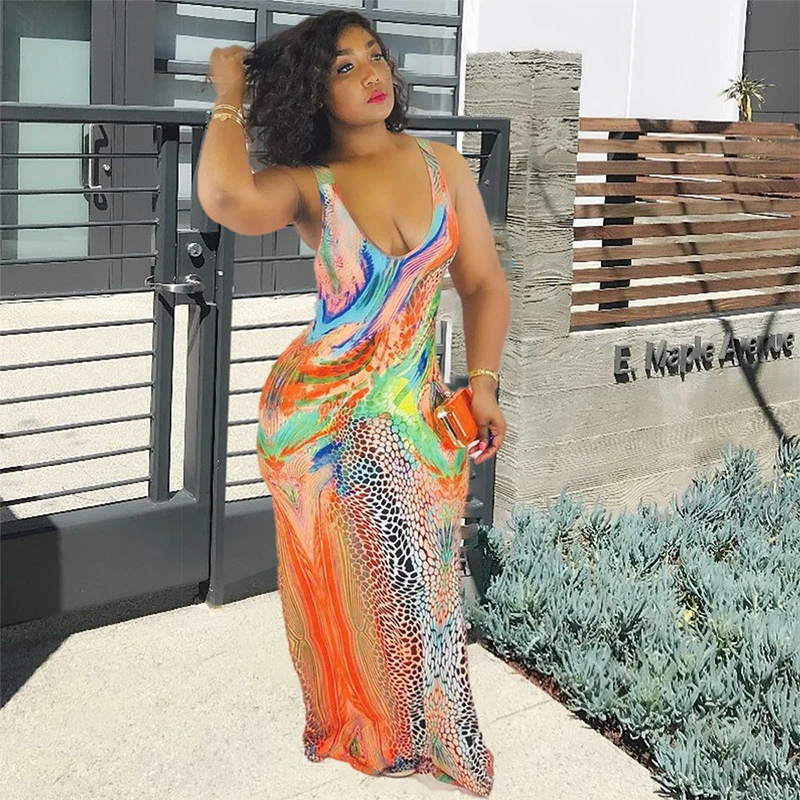 Женское длинное платье без рукавов разноцветное вечерние с цветочным принтом V