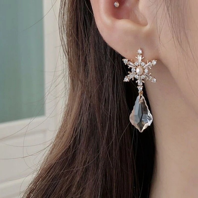 

MENGJIQIAO Korean TV Star Elegant Zircon Snowflake Drop Earrings For Women Fashion Crystal Christmas Pendientes Jewelry Gifts
