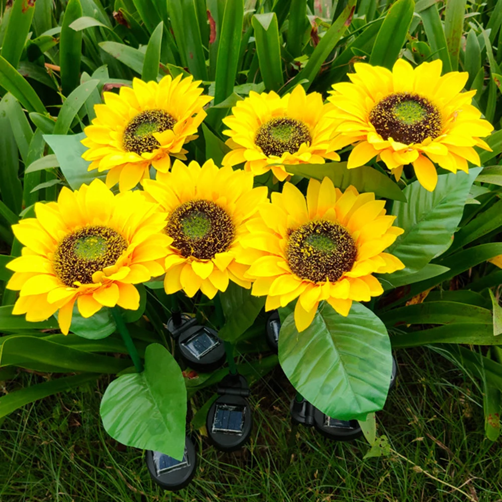 

Solar Sunflower Shape Lamps Waterproof Plug-in Sunlight Powered Lamp with Sensor Powerful Lighting Courtyard Street Lamp