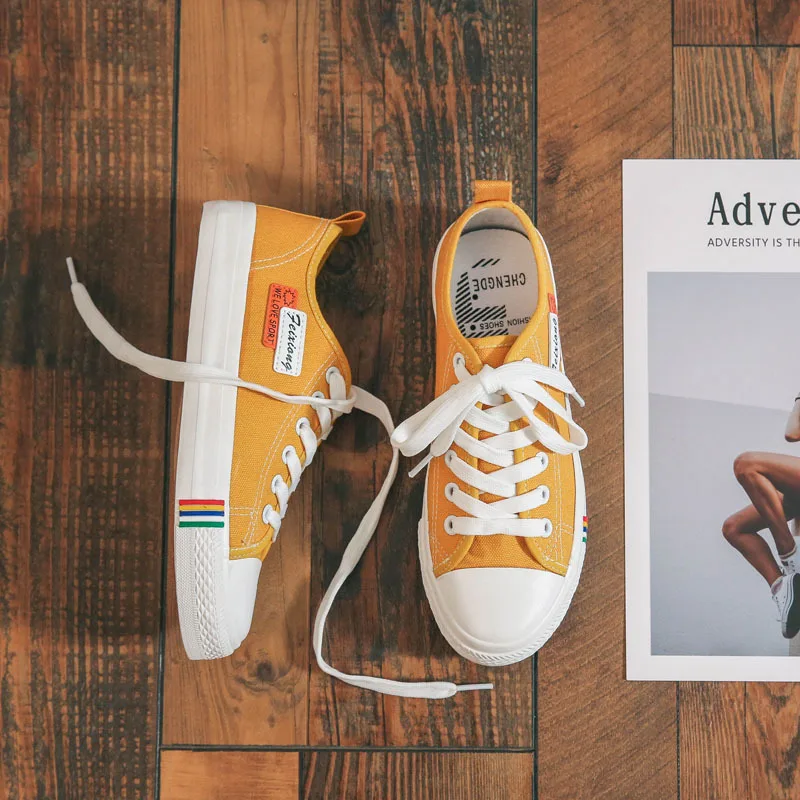 

Women Canvas Sneakers Comfortable Shoes Vulcanize Flats Casual Women Chaussure Lace-up Ladies Trainers Footwear