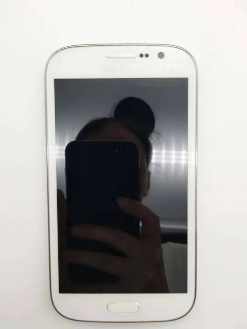samsung Grand Neo I9060 четырехъядерный 5Мп 1 ГБ ОЗУ+ 8 Гб ПЗУ 5 ''две sim-карты отремонтированный смартфон