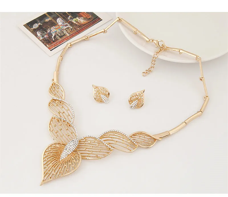 Kymyad Collier Femme Heart Necklaces &amp Pendants Jewelry Sets Crystal Hollow Metal Collares Statement Gold Color Colar For Women |