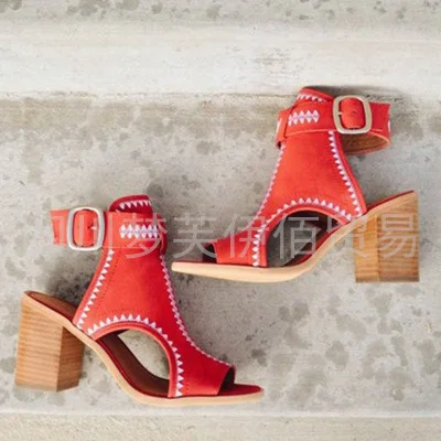 Новые женские сандалии на платформе квадратном каблуке женская обувь Сандалии с