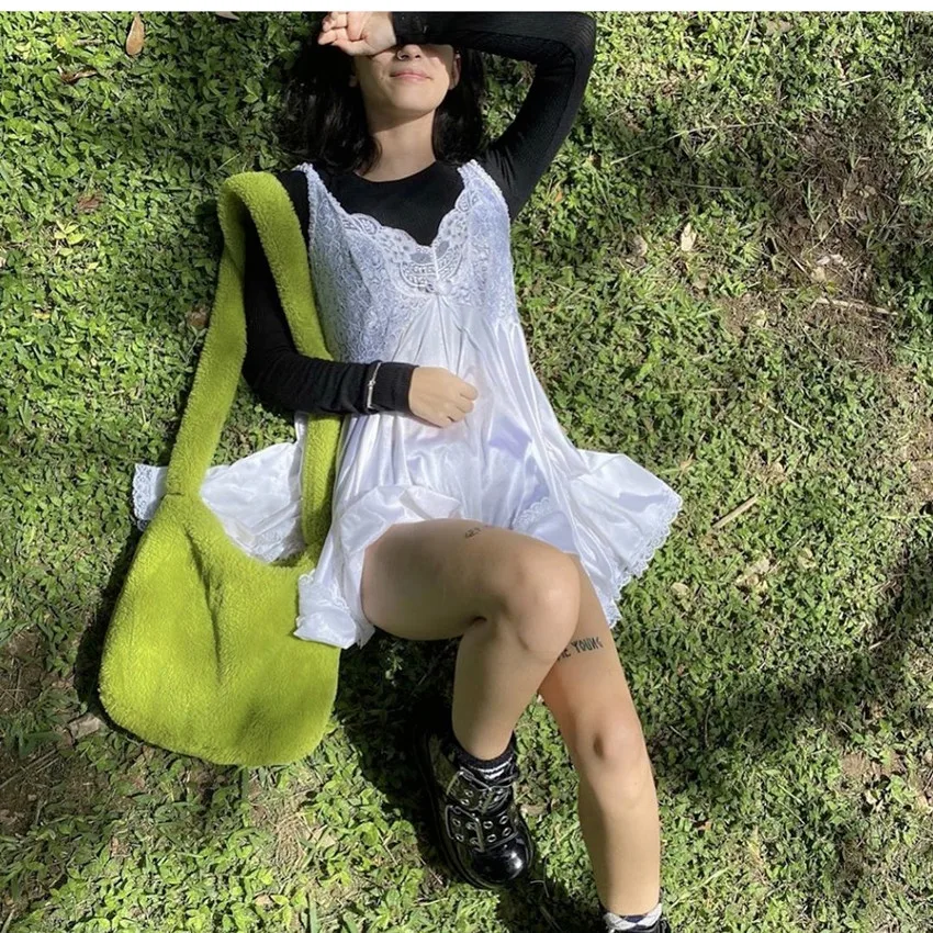 

Designer Faux Fur Hairy Crossbody Bags With Long Strap Ladies Cute Shoulder Shopper Bag Soft Y2k Leopard Pink Green Handbag Wint
