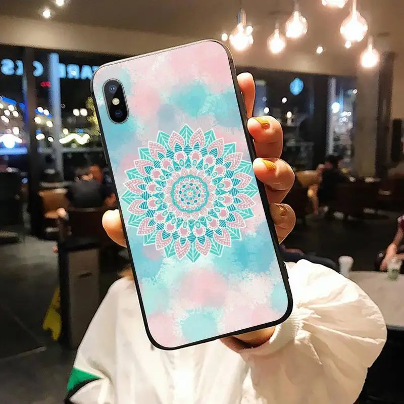 

Color mandala pattern painting shell Phone Case for iPhone 11 12 pro XS MAX 8 7 6 6S Plus X 5S SE 2020 XR