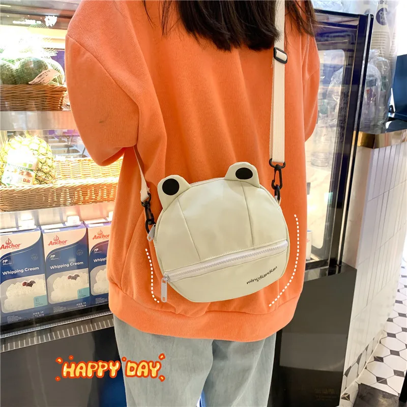 

NEW Messenger BAG Women Personality Cute Frog Small Round Bag 2021 New Korean Canvas Bag Female Ins Student Shoulder Messenger