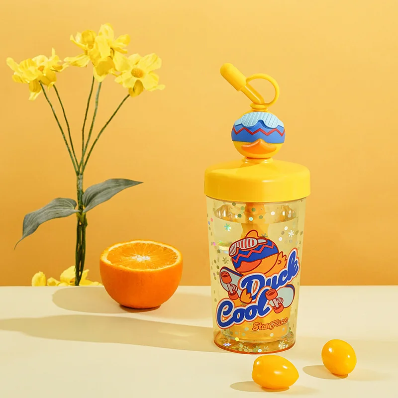 

Крутая двухсоломенная чашка с размешивающей уткой, Студенческая Бытовая пластиковая чашка для сока, портативная спортивная чашка для воды,...