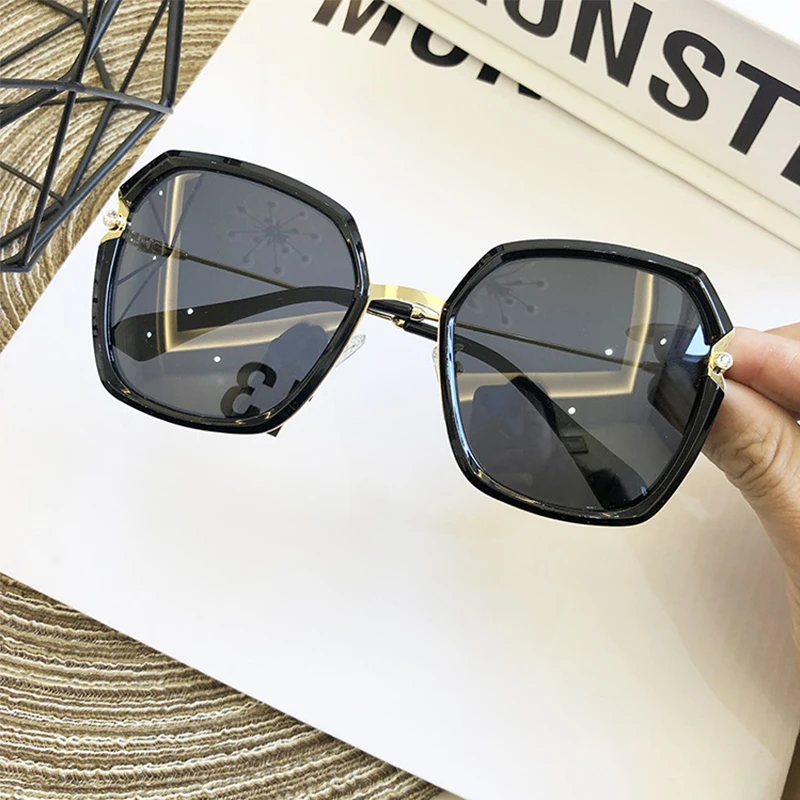2020 новые модные женские поляризационные солнцезащитные очки Украшенные