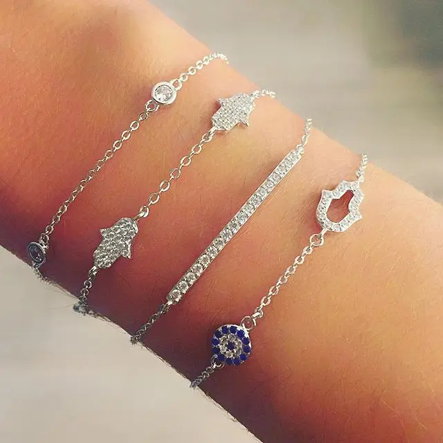 

2022 Charm Bracelet AAA CZ Sparking Pave Tiny Cute Hamsa Hand Girls Women Best Gift Real 925 Sterling Silver Fashion Bracelets
