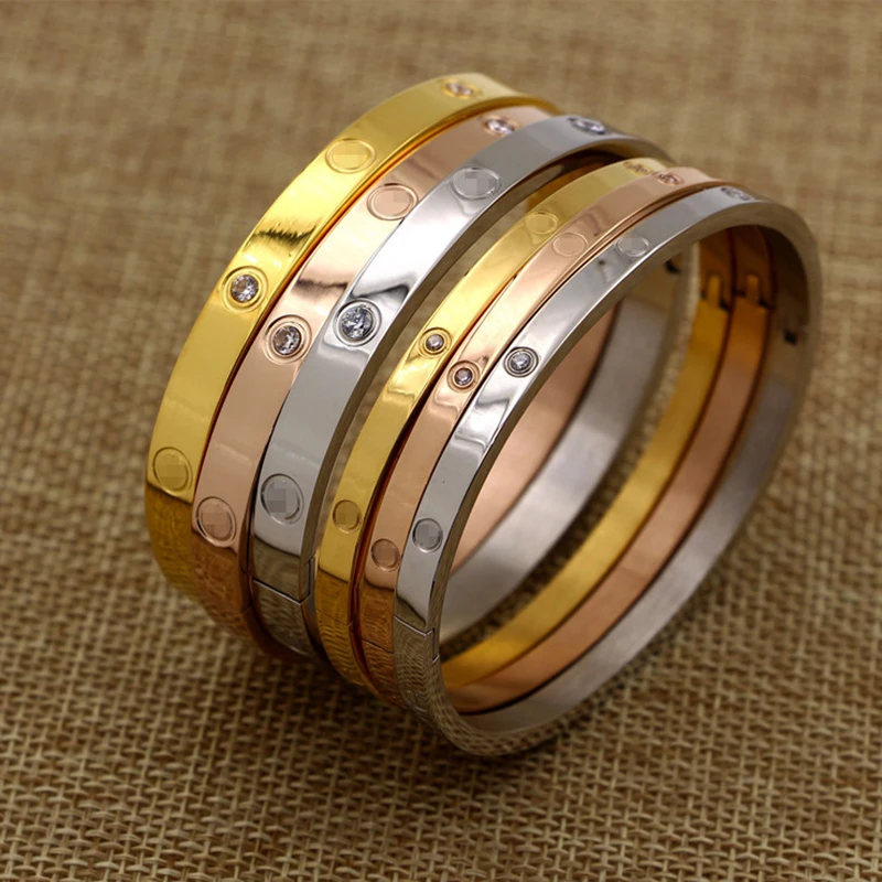 

Fashion Fine Elegant Titanium Steel Plating 14k Real Gold Round Shape Charm Bracelet for Women Jewelry Micro Inlay Zirconia Gift