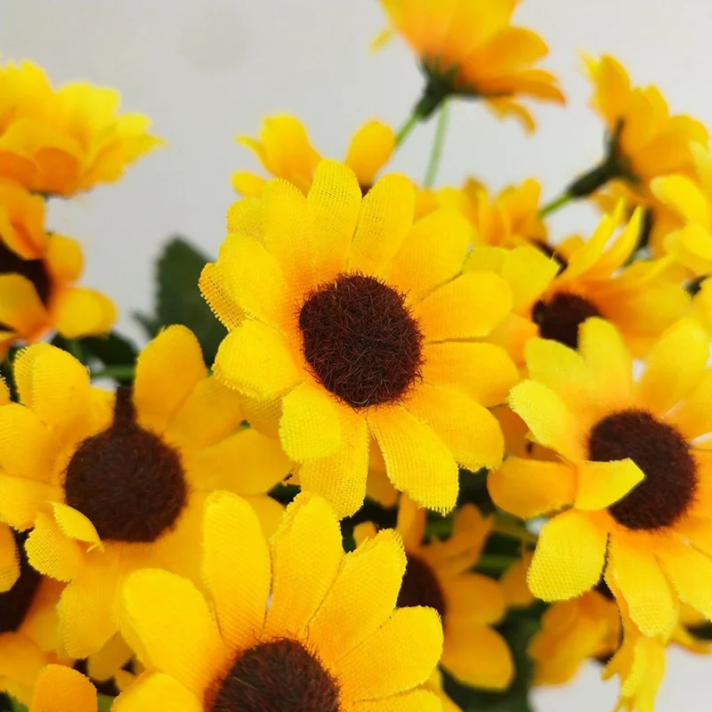 

22 Heads Small Sunflower Bouquet Lovely Flower Sunflower Flower Simulation Of Artificial Flowers