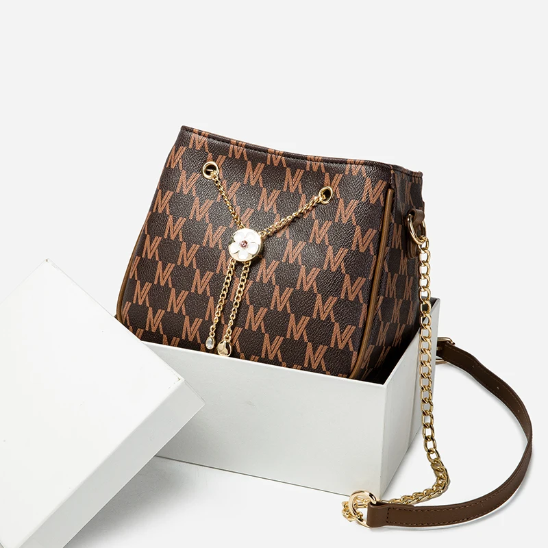 

Новинка 2021 модная сумка-мессенджер в японском стиле для студентов в Корейском стиле универсальная маленькая квадратная сумка на плечо с це...