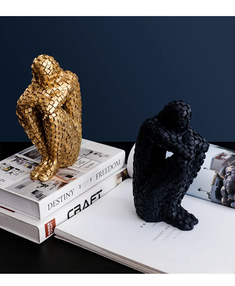 

Pixelated Thinker Sculpture Decor Modern Abstract Character Ornament Mosaic Lattice Figures Figurines Embrace Yourself Bookend