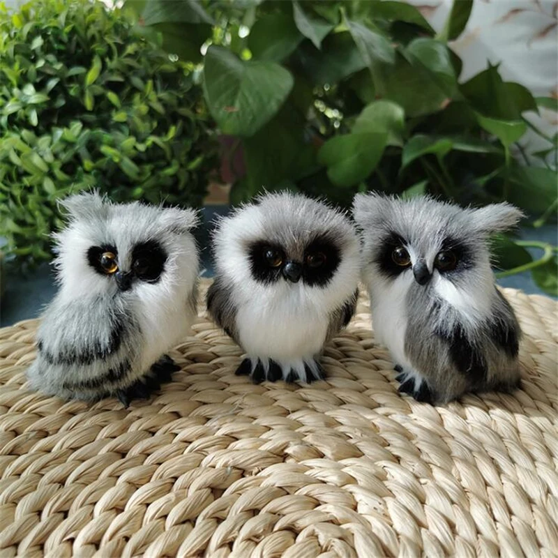 

Cute Lovely Owl White Black Furry Christmas Bird Ornament Decoration Adornment Simulation for Home Decor Gift 5*4.5*7cm