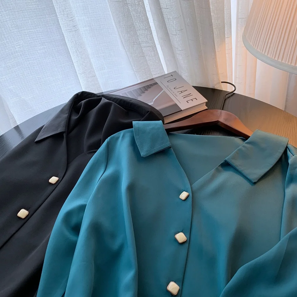 Дизайнерский стиль. Рубашка женская шифоновая с длинным рукавом блестящая ткань