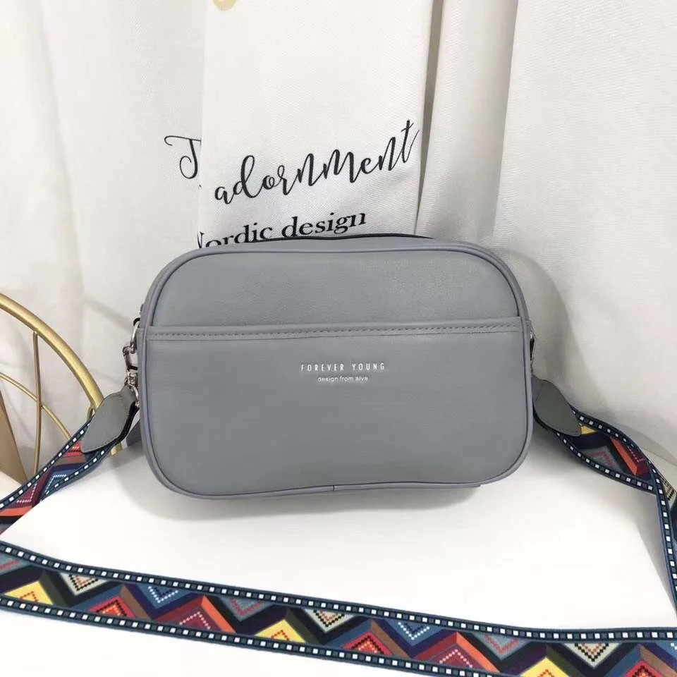 

free shipping 2020 the new style fashion zipper genuine cow leather women one shoulder bag crossbody bag 24cm 8color