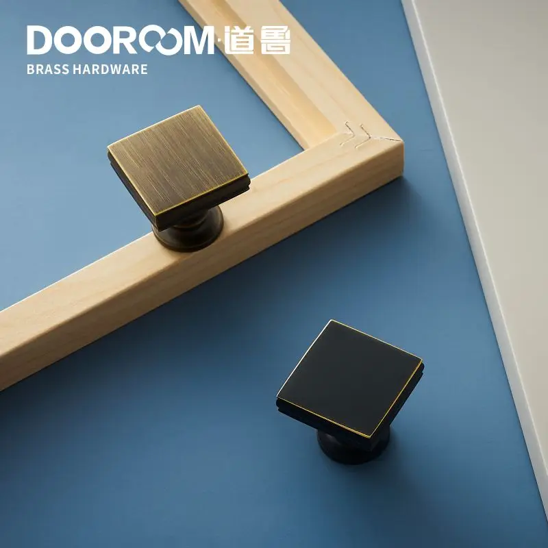 Dooroom Твердый латунный светильник роскошная блестящая золотая мебель шкаф