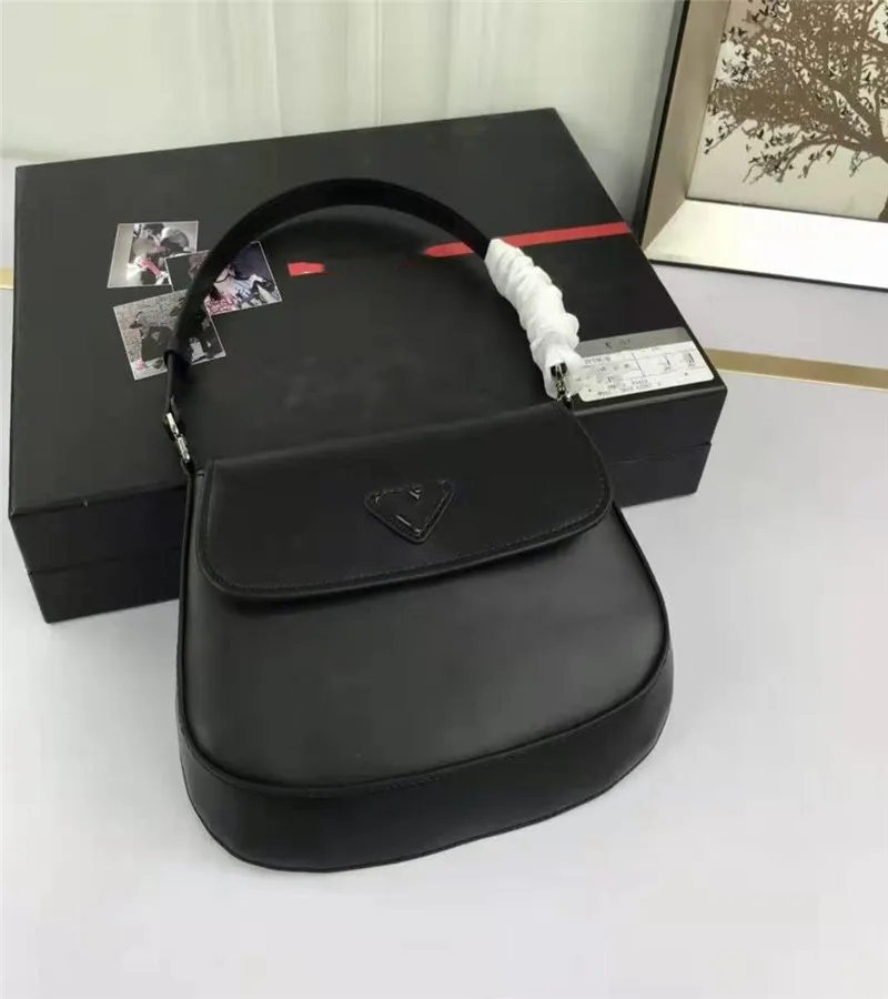 

Autumn 2020 new recommendation all leather retro chic mid-century bag shoulder underarm bag