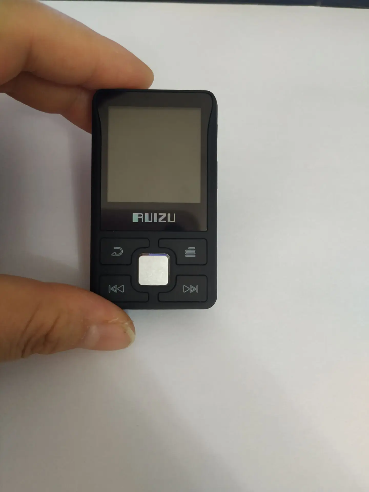 Ruidu X55 Спортивный Bluetooth MP3-плеер 8 ГБ мини-клип с поддержкой экрана FM, запись, электронная книга, часы, шагомер музыкальный плеер