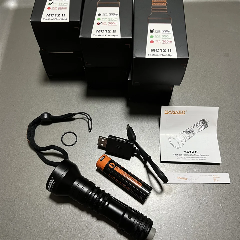 Светодиодный фонарик Manker MC12 длиной 600 м с зарядкой от USB Type-C и аккумулятором 18650 |