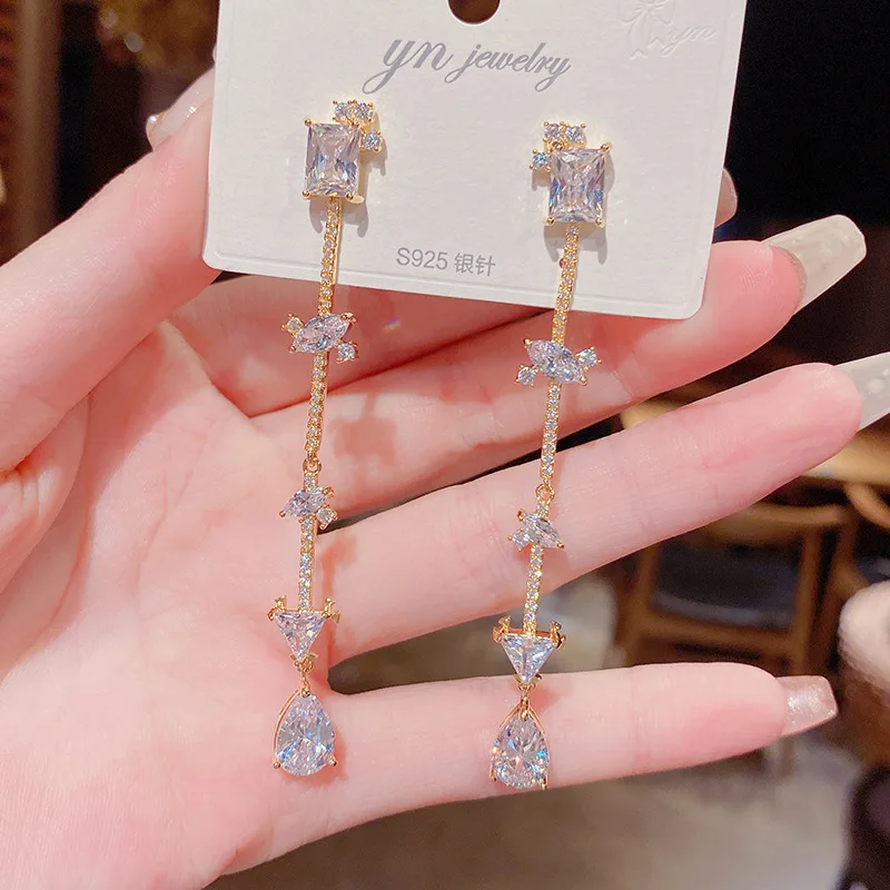 

Light Luxury 14K Real Gold Exaggerated Temperament Long Water Drop High Sense Stud Earrings for Women Cubic Zircon ZC Earrings