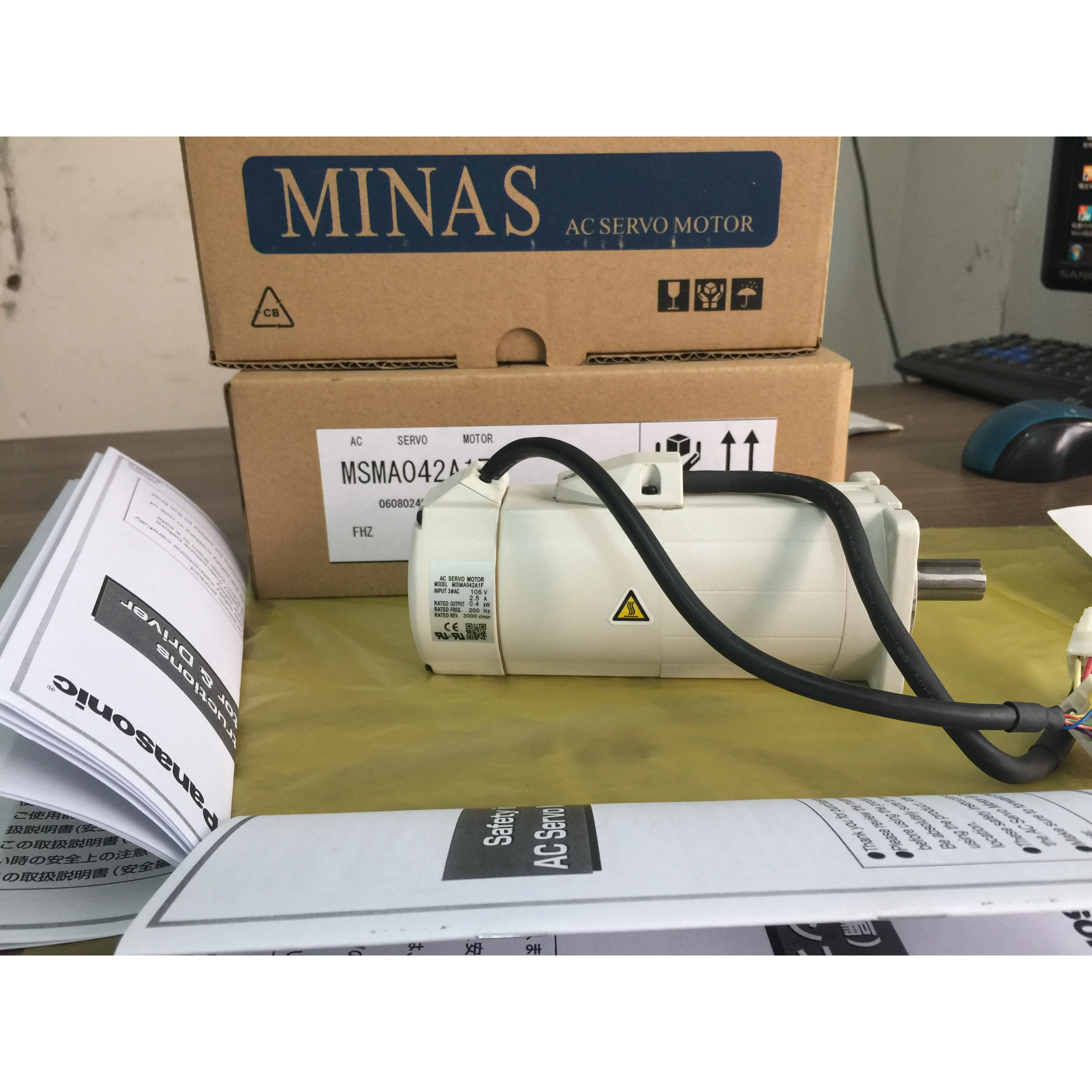 

New original 400W Servo Motor MSMA042A1B with 1 year warranty