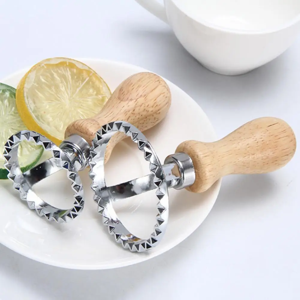 

Dumpling Edge Mold Fluted Edge Multi-function Zinc Alloy Sturdy Dumpling Ravioli Cutter Stamp for Kitchen