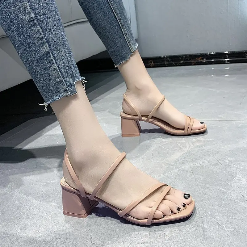 

Slip On Slippers Women 2021 Trendy Square Heels Women Shoes Summer Soft Elegant Strap Sandals Ladies Beach Flip Flops