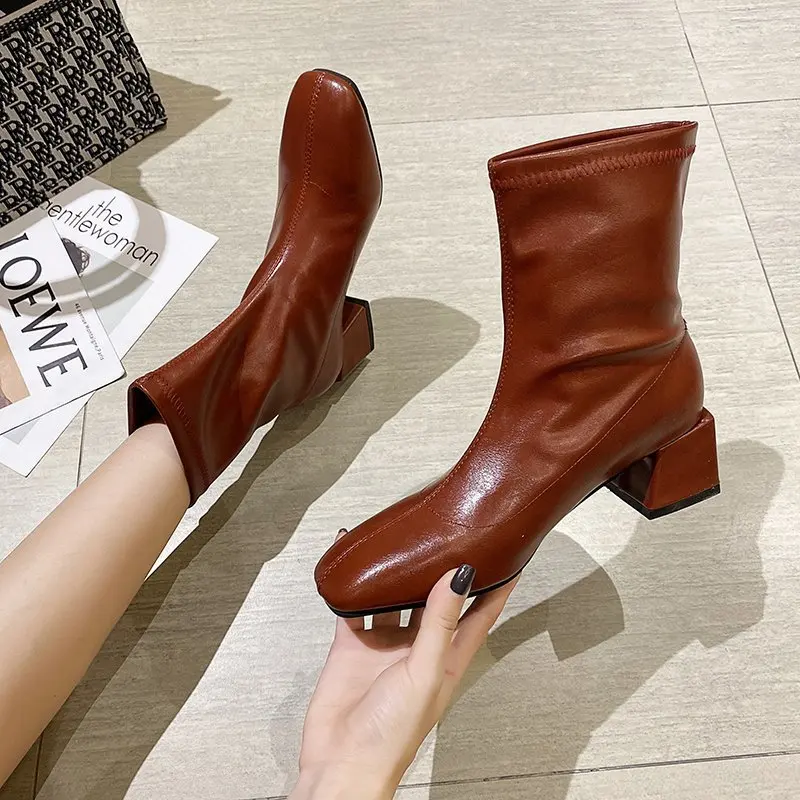 

Leather Boots Square High Heel Ankle Boots for Women Boots Round Toe Solid Black Women Shoes Ankle Boots Shoes Woman Winter uik9