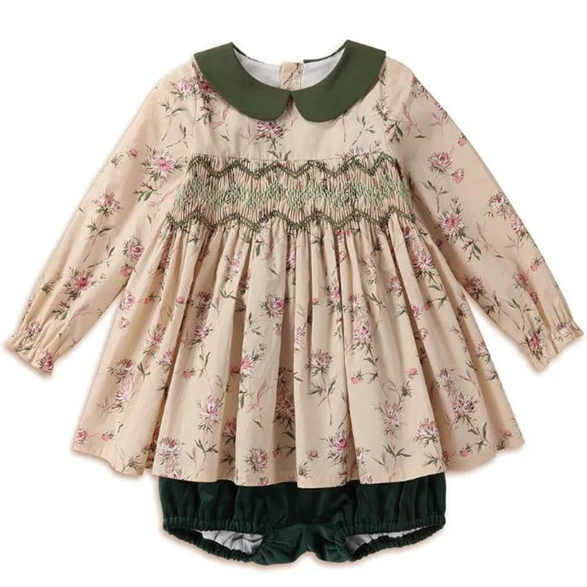 

Baby girl autumn vintage Spanish smocking floral dress kids peter pan collar cute birthday party princess printed dress